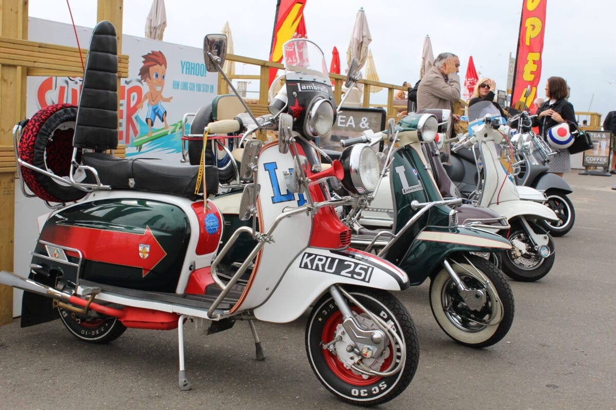 Brighton Mod Weekender 2016 – Scootering