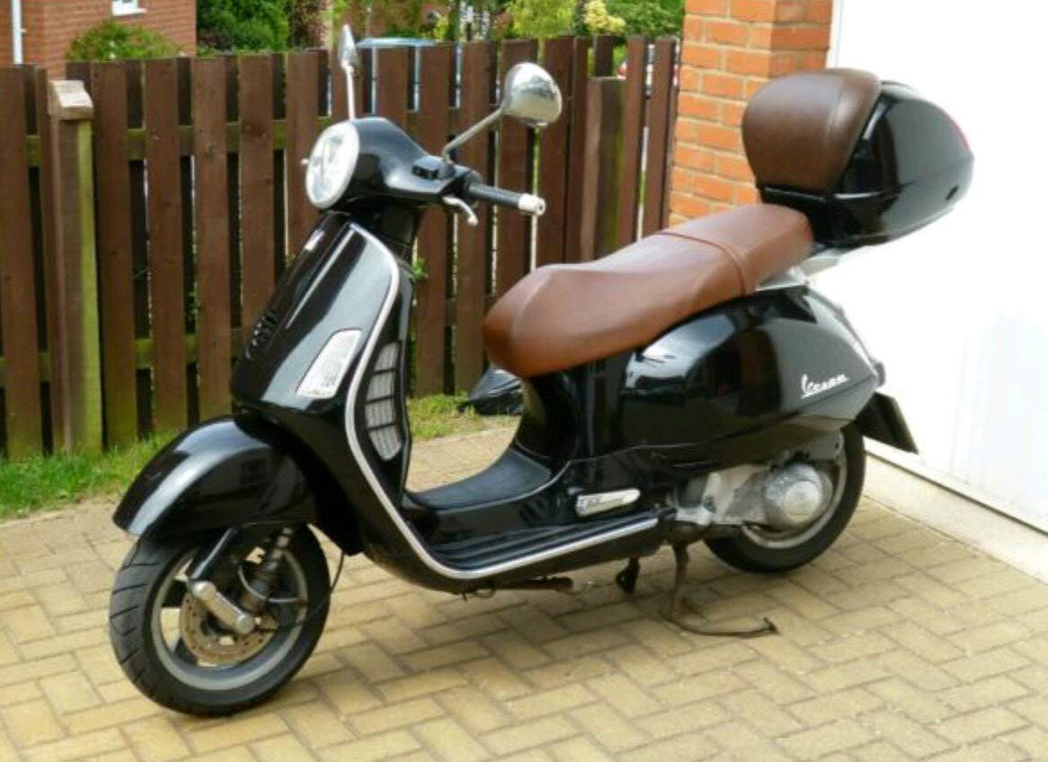 Vespa GT 200 L - Scootering Magazine